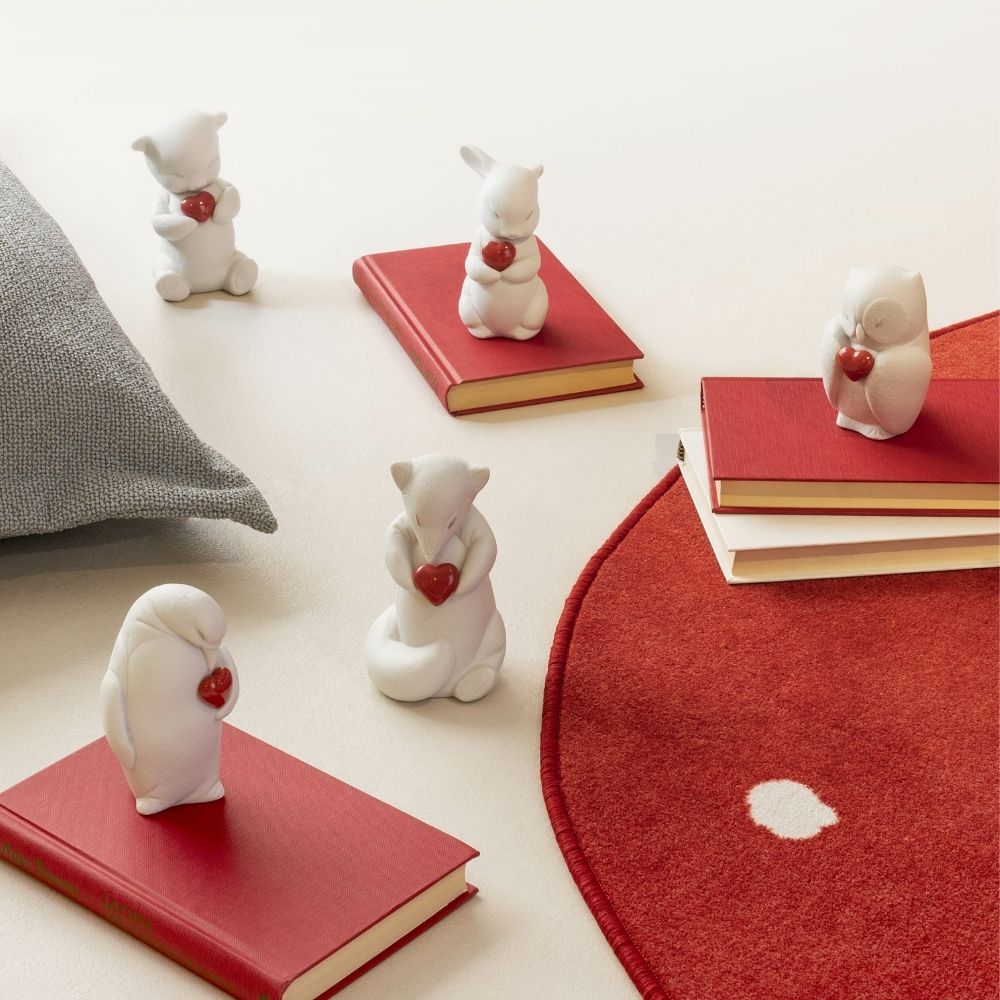 Porcelain figurine, Roby Bear by Virginia Gonzalez - LLADRO