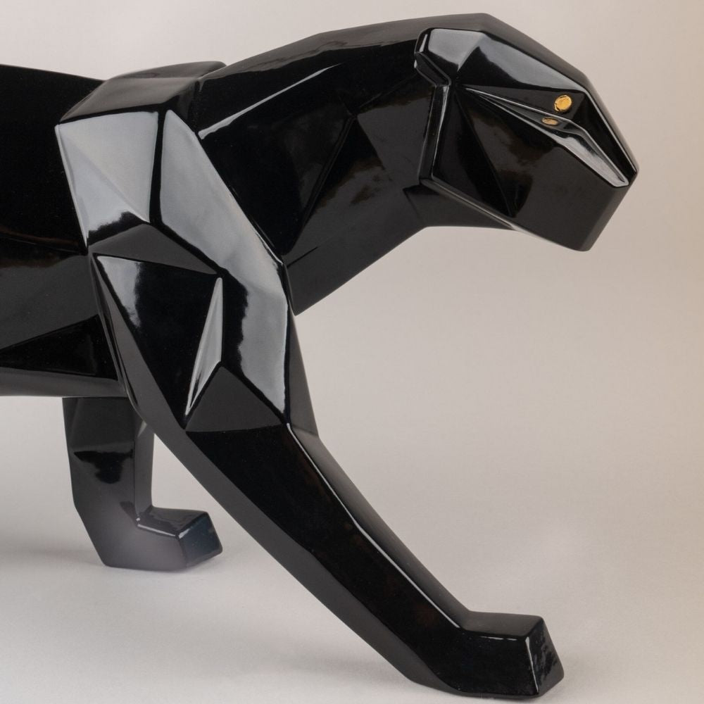 Porcelain sculpture, Black Panther, Origami by Dept. Decoracion - LLADRO