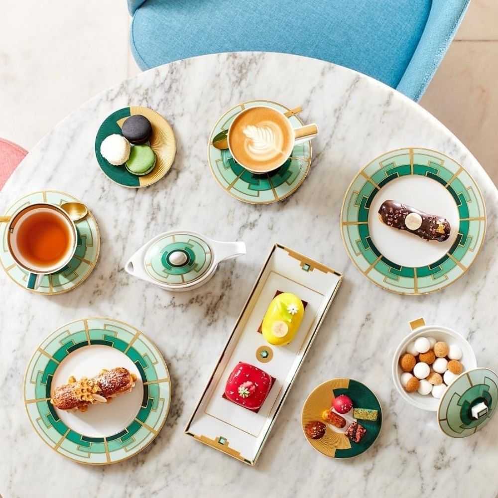 Tea Cup and Saucer, Emerald - VISTA ALEGRE