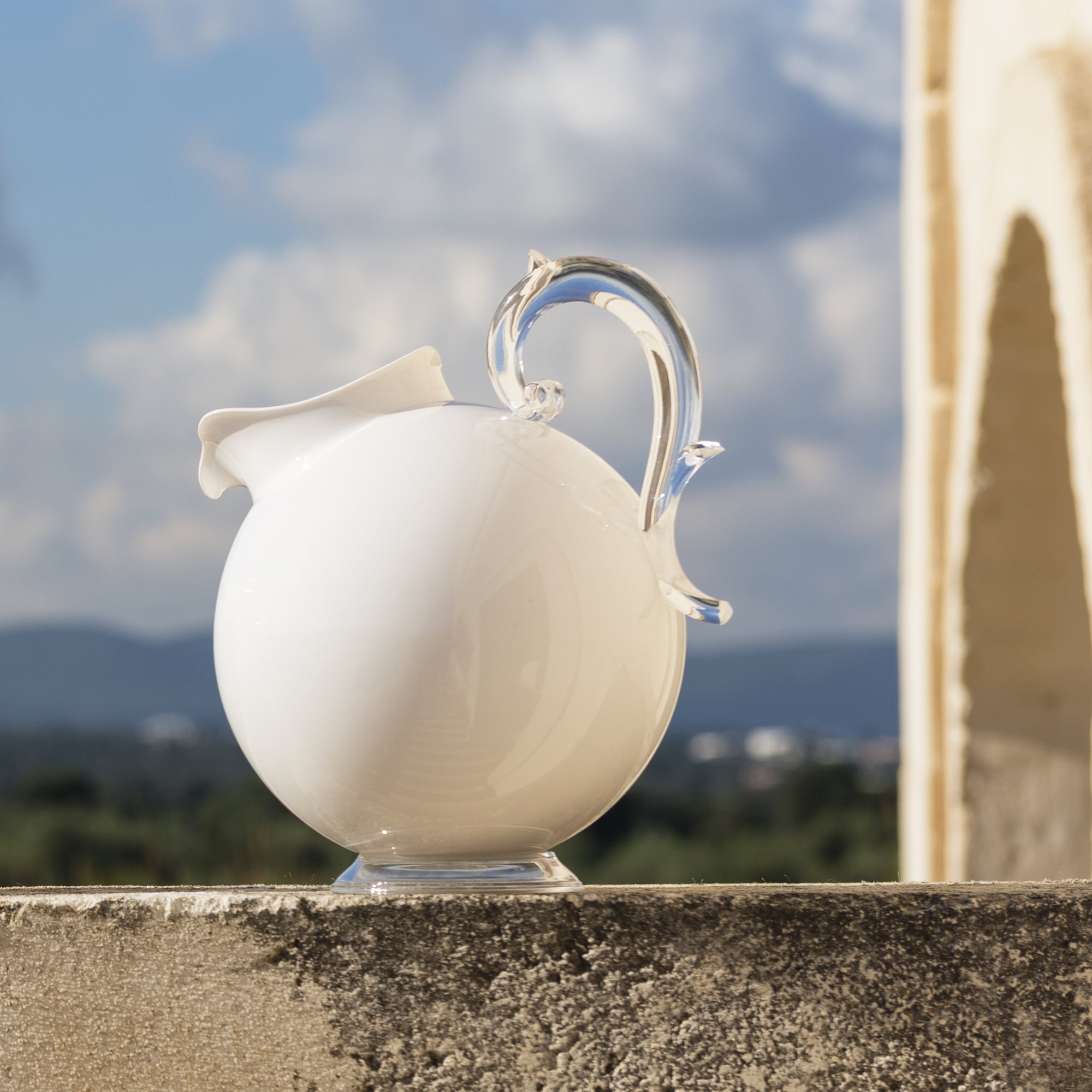 Carafe 76.1 fl oz, white acrylic, Aqua - BACI MILANO