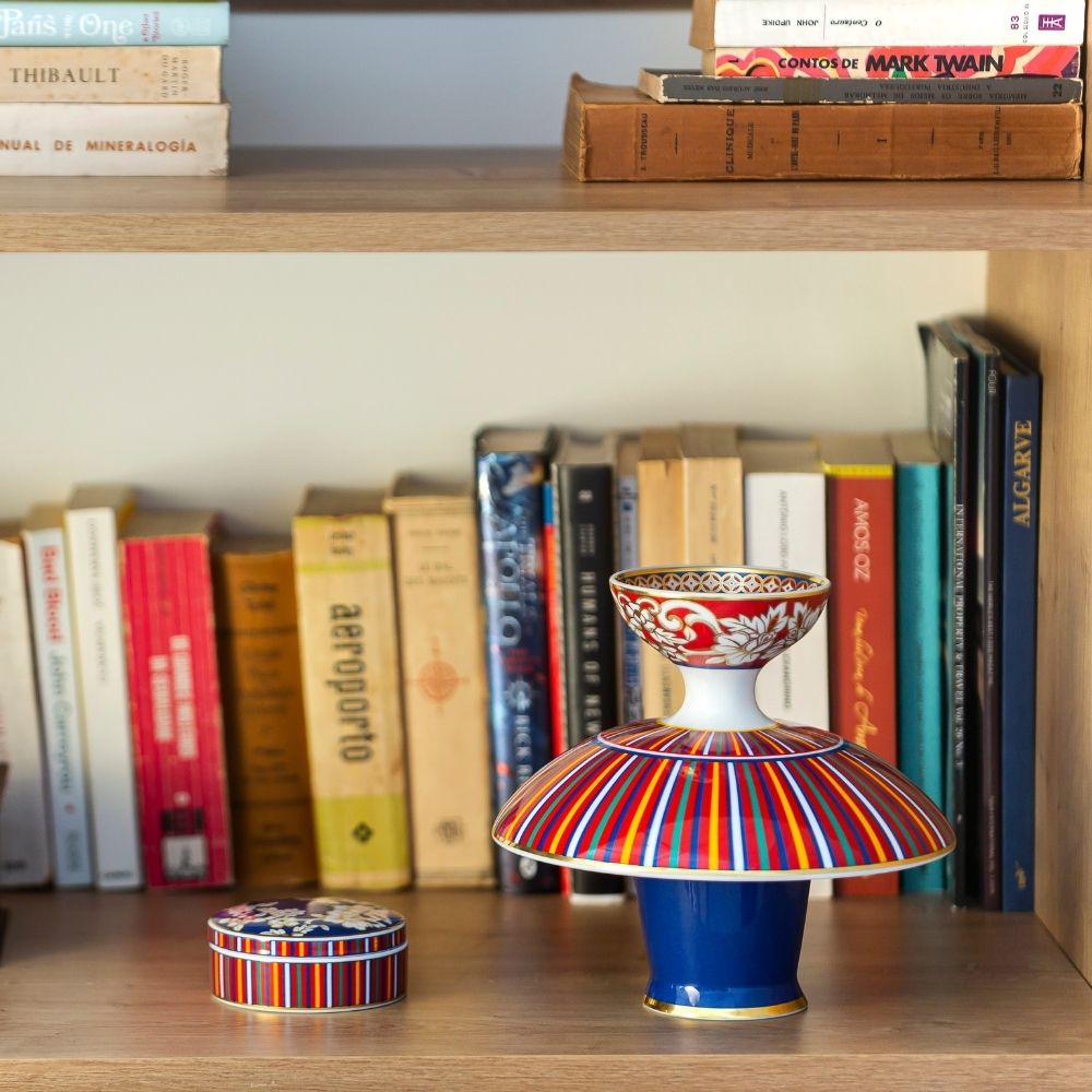 Porcelain vase, Madeira 23.6 - VISTA ALEGRE