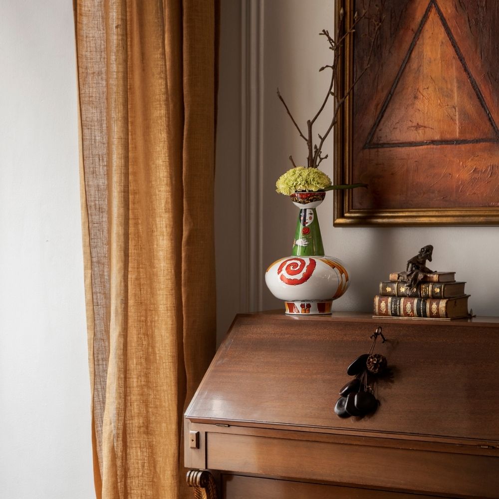 Porcelain vase, Joker, Mariinsky by Katya Gerasimova Bosky - VISTA ALEGRE