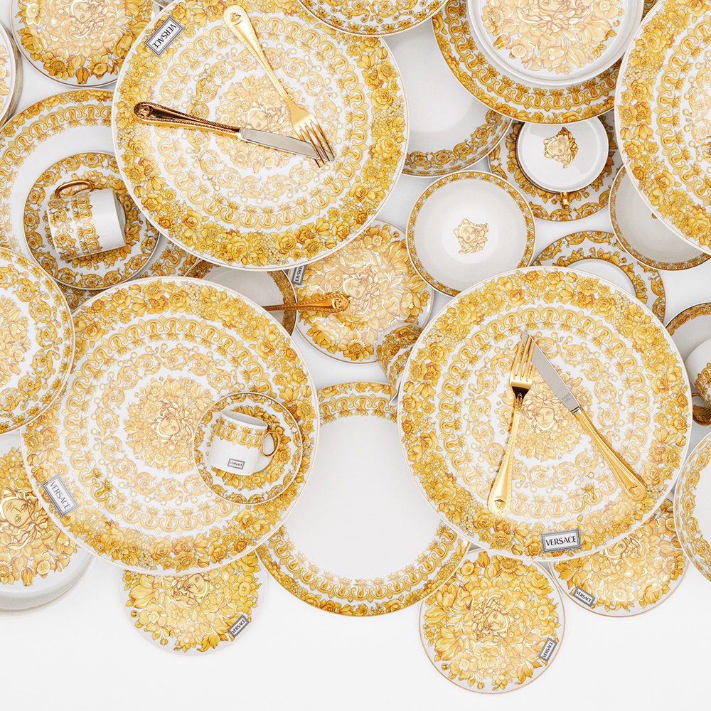 Porcelain ashtray, 5.1 inches, Medusa Rhapsody Red - VERSACE