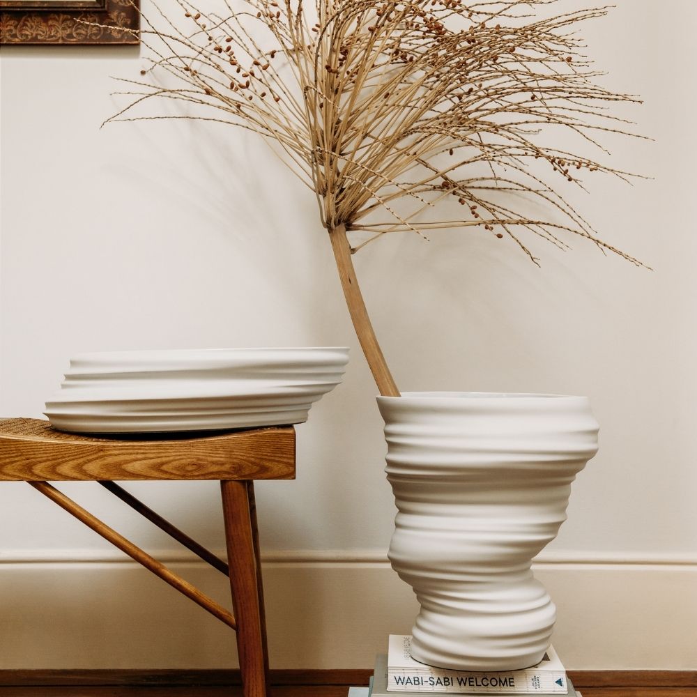 Porcelain vase, Vortex - VISTA ALEGRE