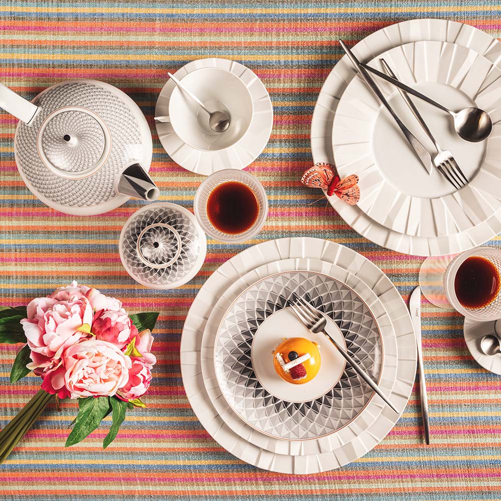 XL dinner plate, Matrix by Bartek Mejor - VISTA ALEGRE