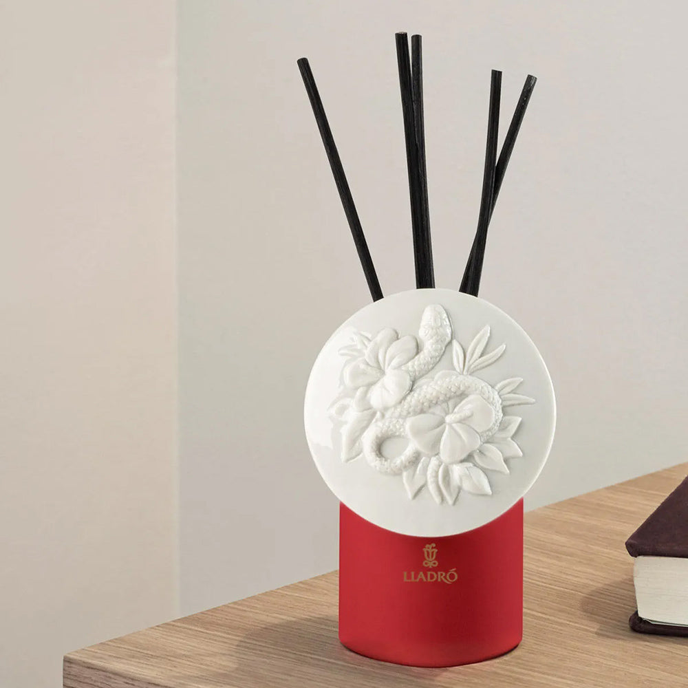 Porcelain diffuser, fragrance A Secret Orient, Snake - LLADRO