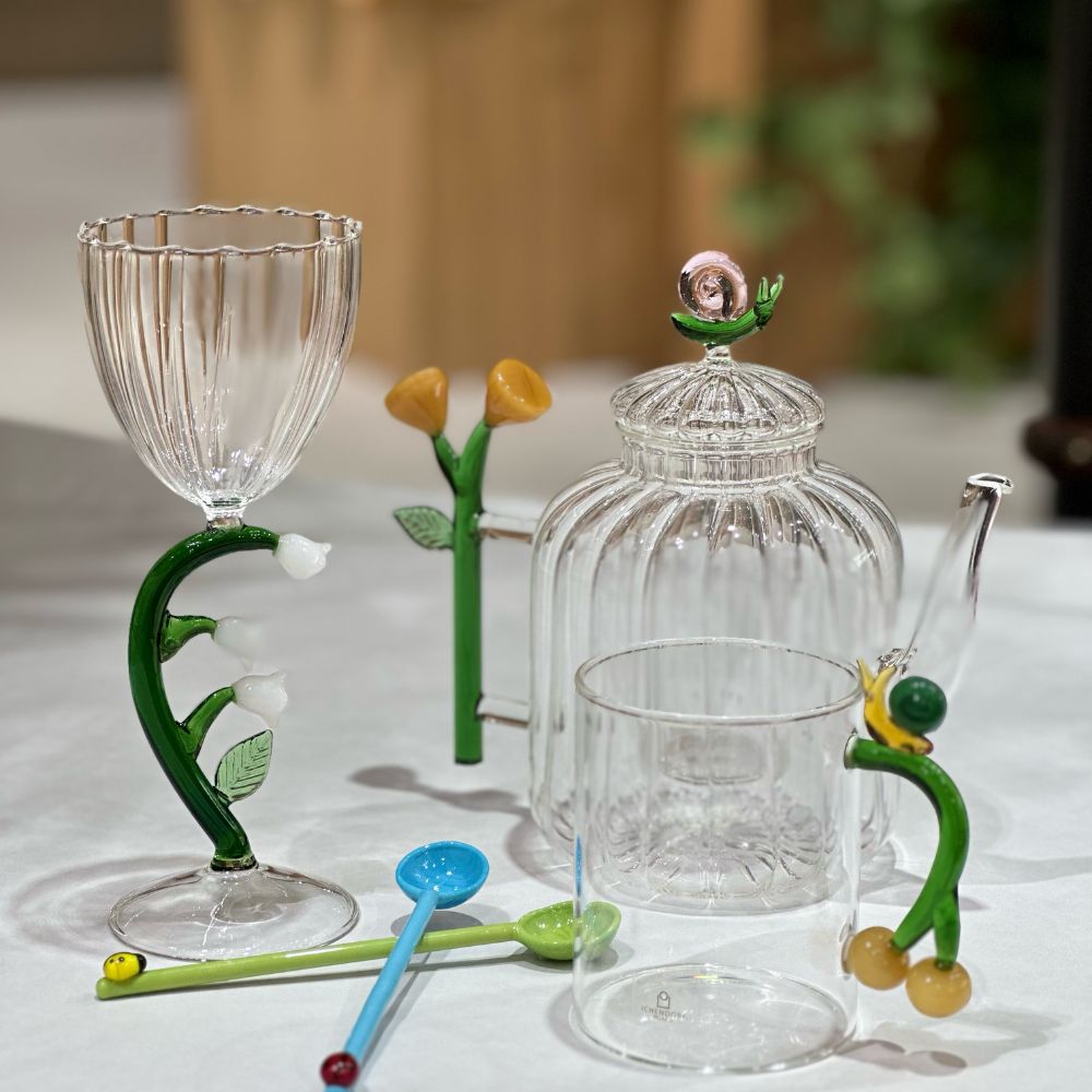 Wine glass, white flower, Botanica by Alessandra Baldereschi - ICHENDORF