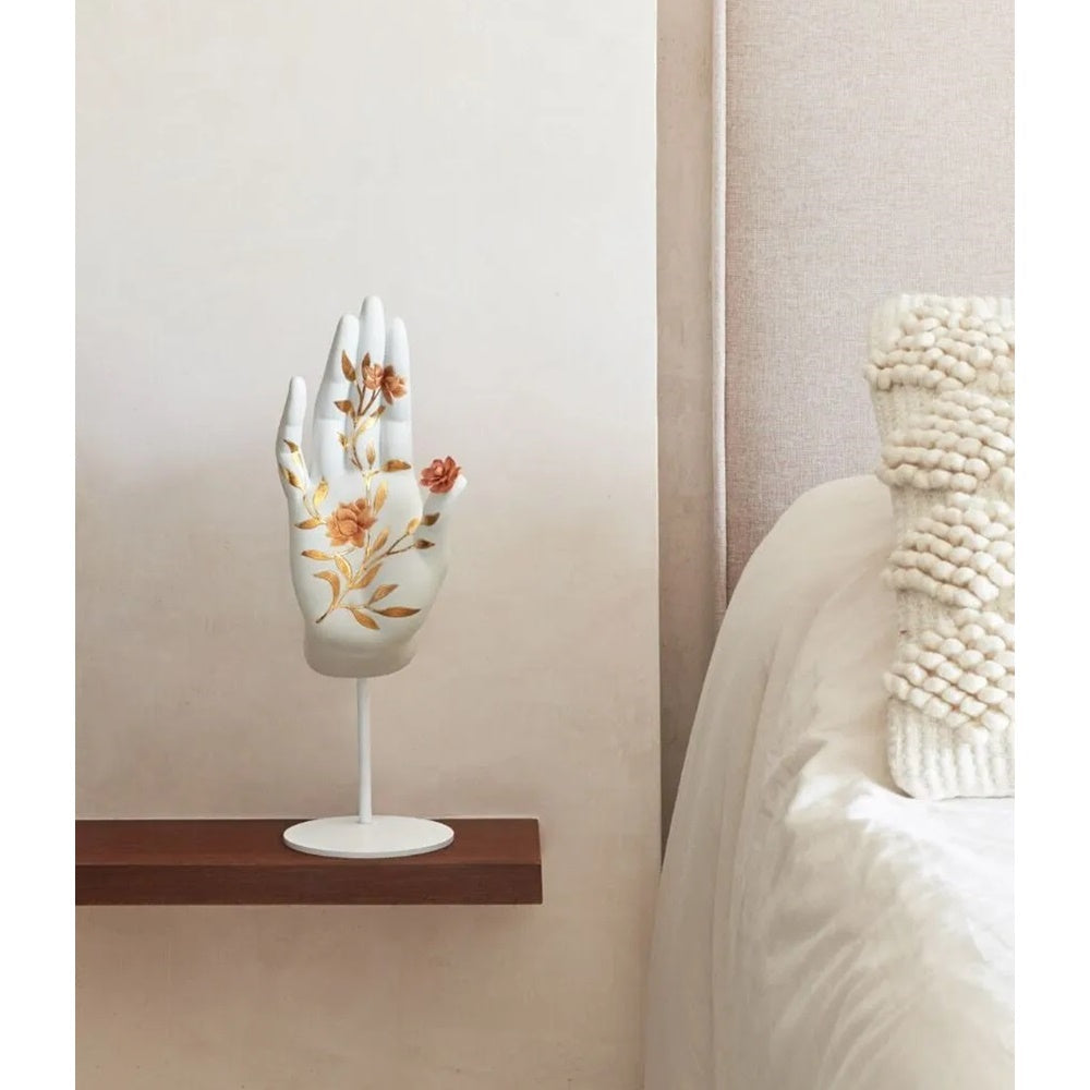 Porcelain sculpture, Protection Mudra by Dept. Diseno y Decoracion - LLADRO