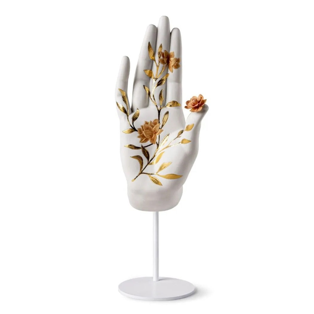 Porcelain sculpture, Protection Mudra by Dept. Diseno y Decoracion - LLADRO