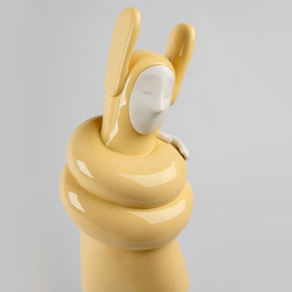 Porcelain sculpture Embraced Yellow by Jaime Hayon - LLADRO