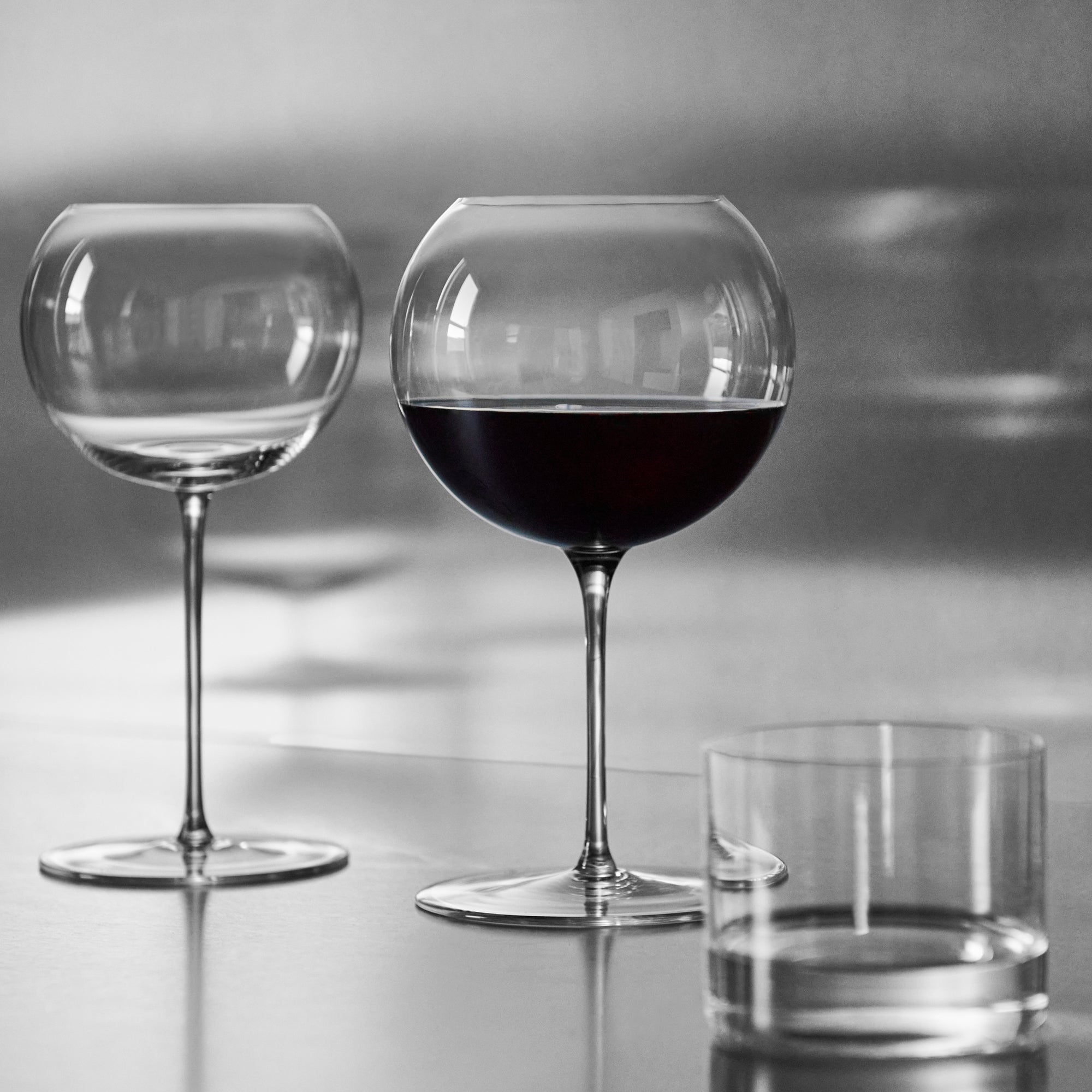 Set of 2 red wine glasses, 24.3 fl oz, Geometry by Claesson Koivisto Rune - ORREFORS
