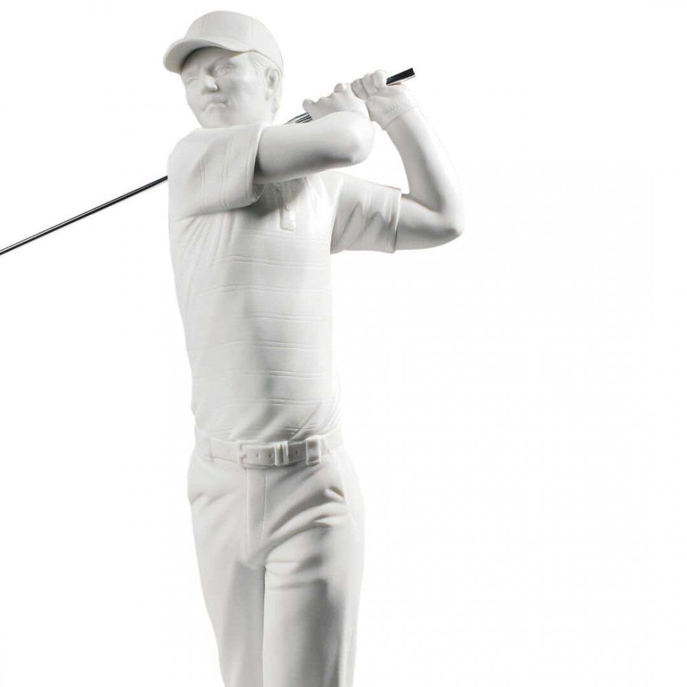 Porcelain sculpture, Golf Champion Man by Jose Javier Malavia - LLADRO