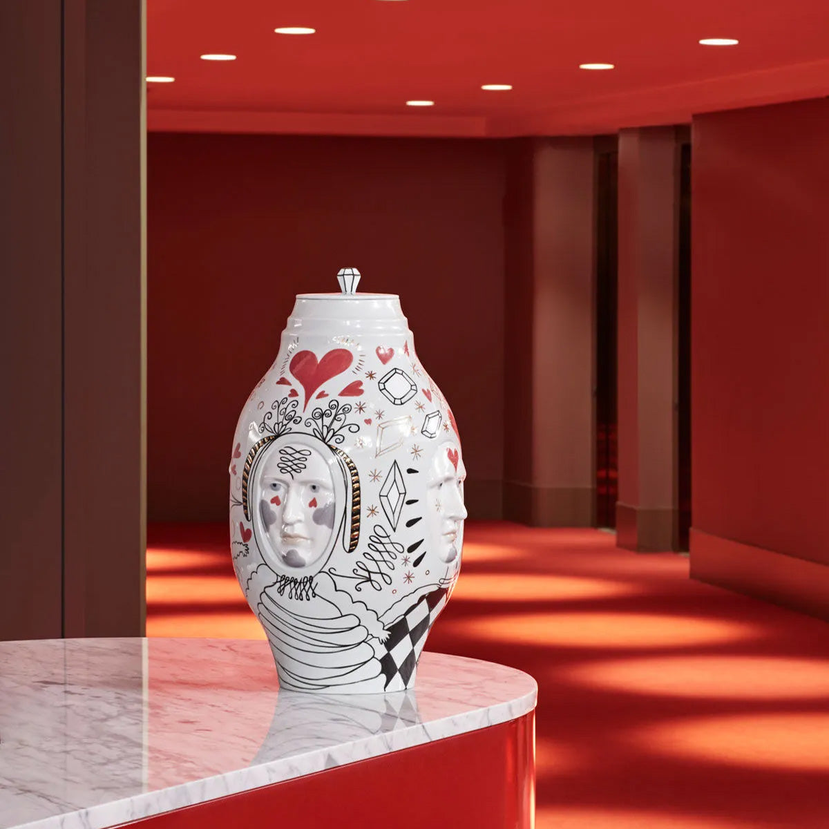 Vase with lid Conversation by Jaime Hayon - Limited Edition - LLADRO