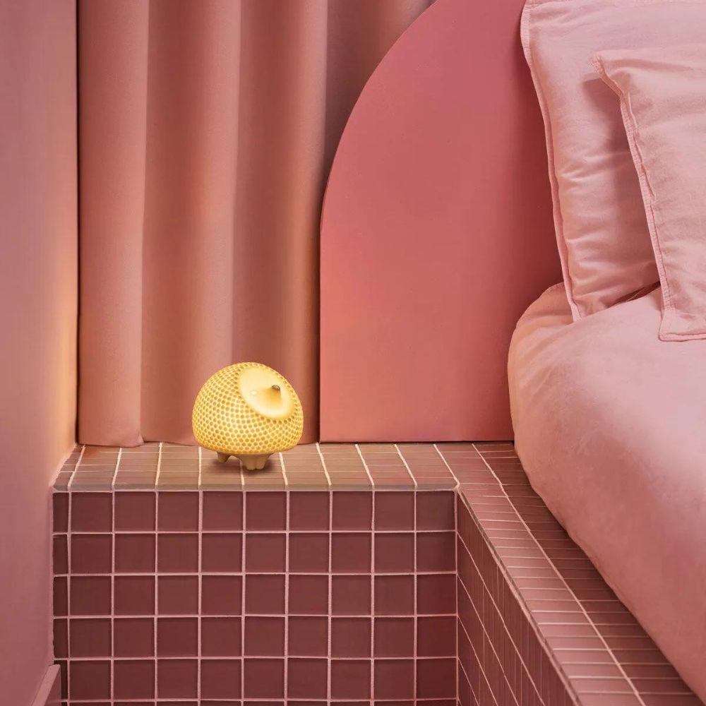 Cordless porcelain table lamp, 5.9 x 5.1 inches, Hedgehog - LLADRO