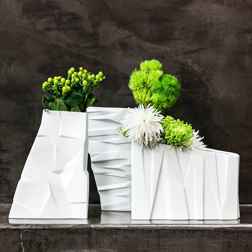 Tall porcelain vase, Matrix by Bartek Mejor - VISTA ALEGRE