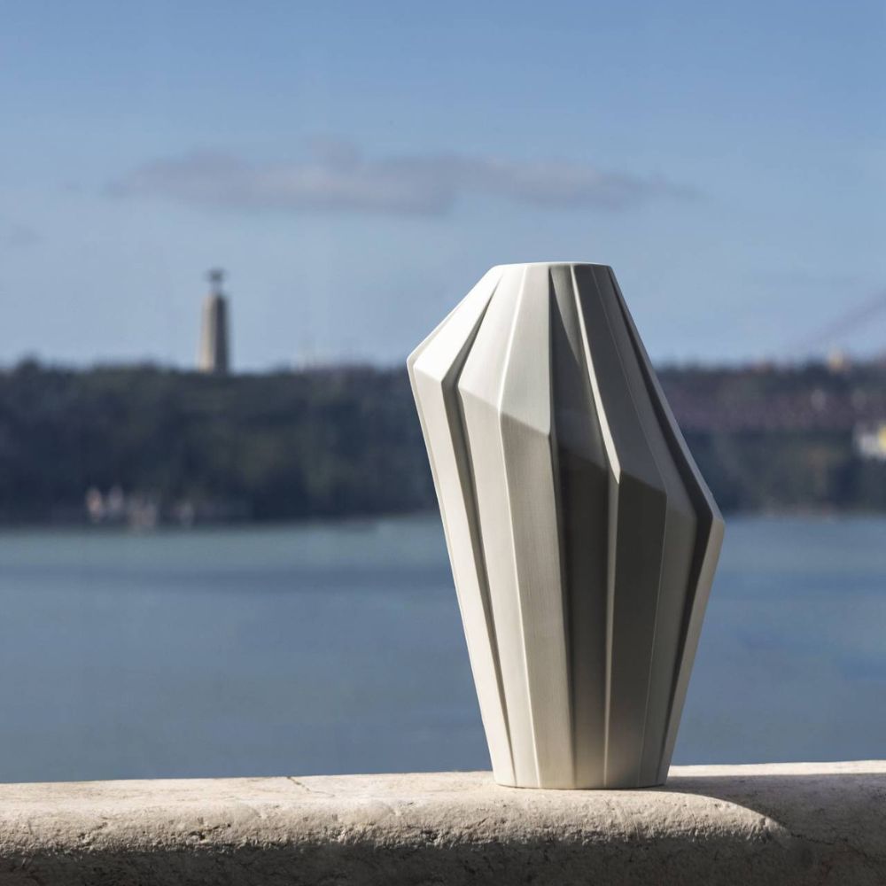 Porcelain vase, 16 inches, Ritmo by Agnes Hegedus - VISTA ALEGRE