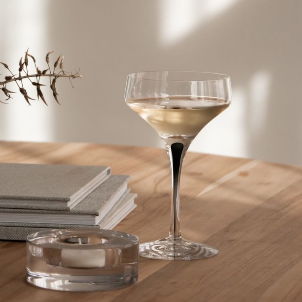 Champagne coupe glass, Metropol by Erika Lagerbielke - ORREFORS