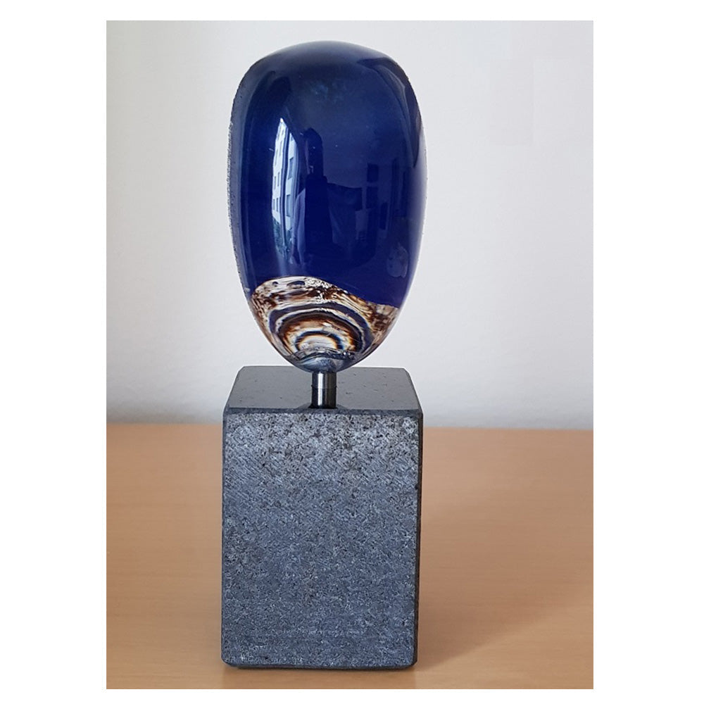 Sculpture with stand Brains Freja by Bertil Vallien - Limited Edition - KOSTA BODA