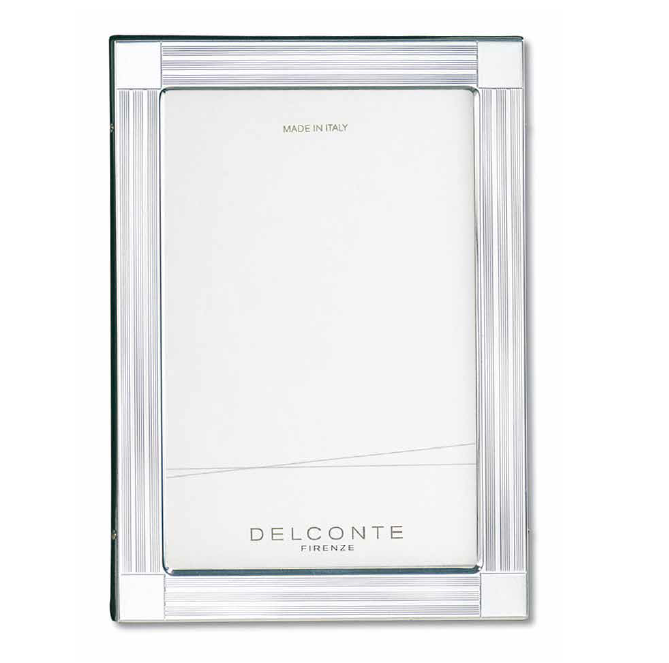 ACCADEMIA GUILLOCHE 4x6 Silver-Plated Photo Frame - DELCONTE