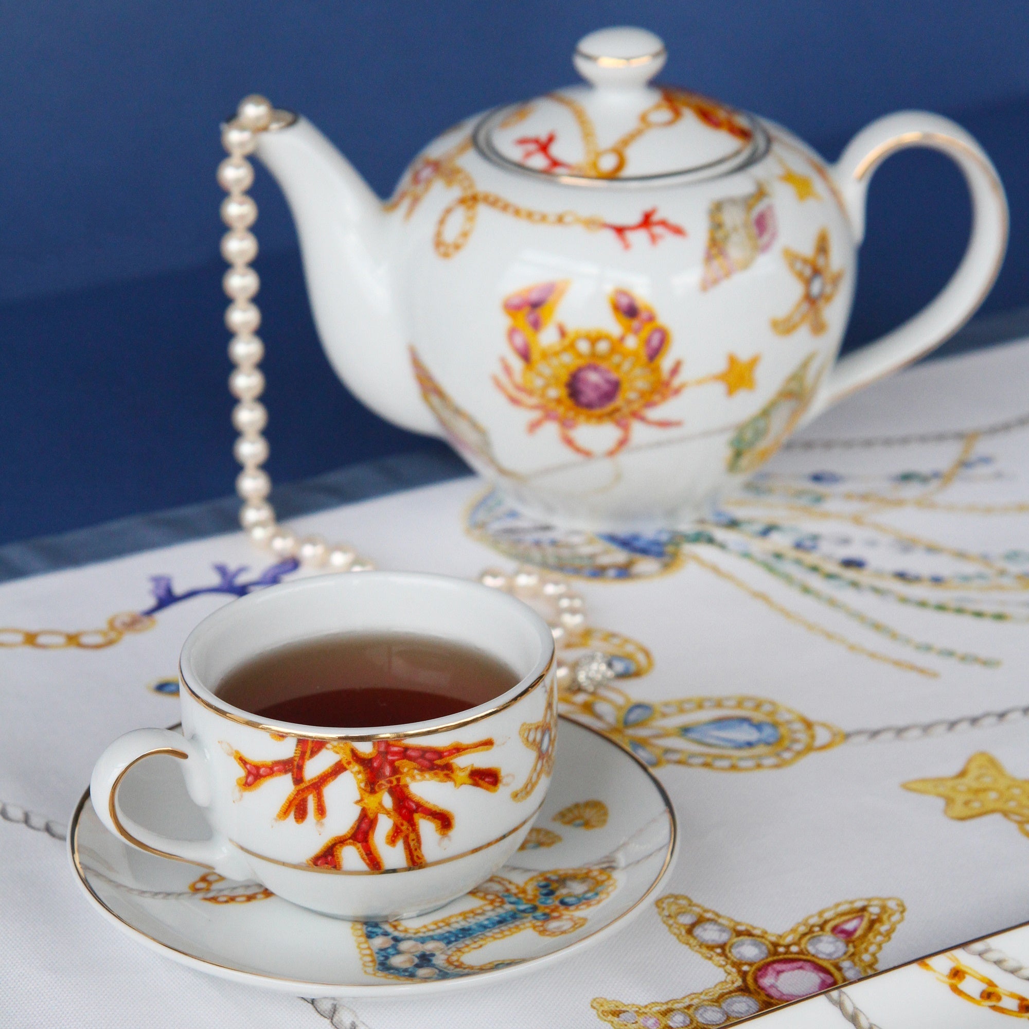 Porcelain teapot, Portofino -  BACI MILANO