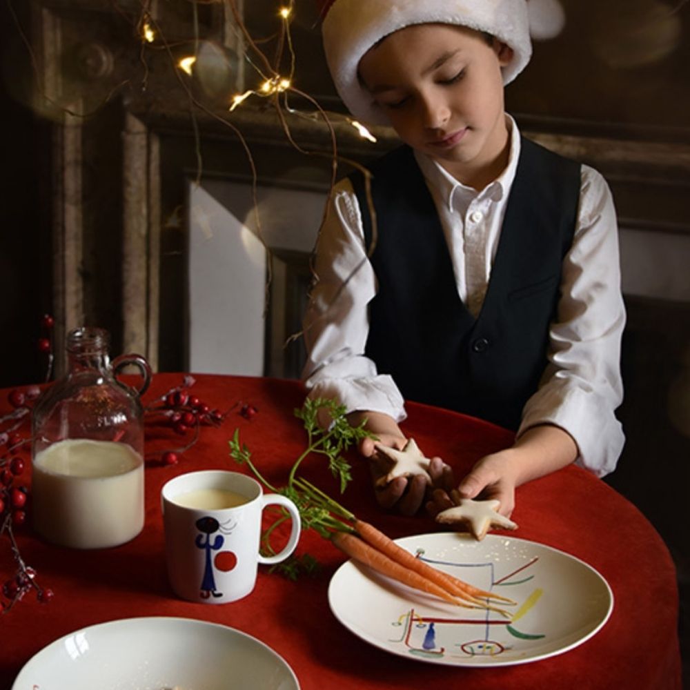 Charger plate, A Toute Epreuve by Joan Miro - Bernardaud