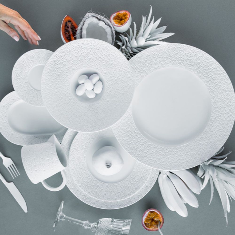 Oval platter, 13.8 inches, Ecume White - Bernardaud