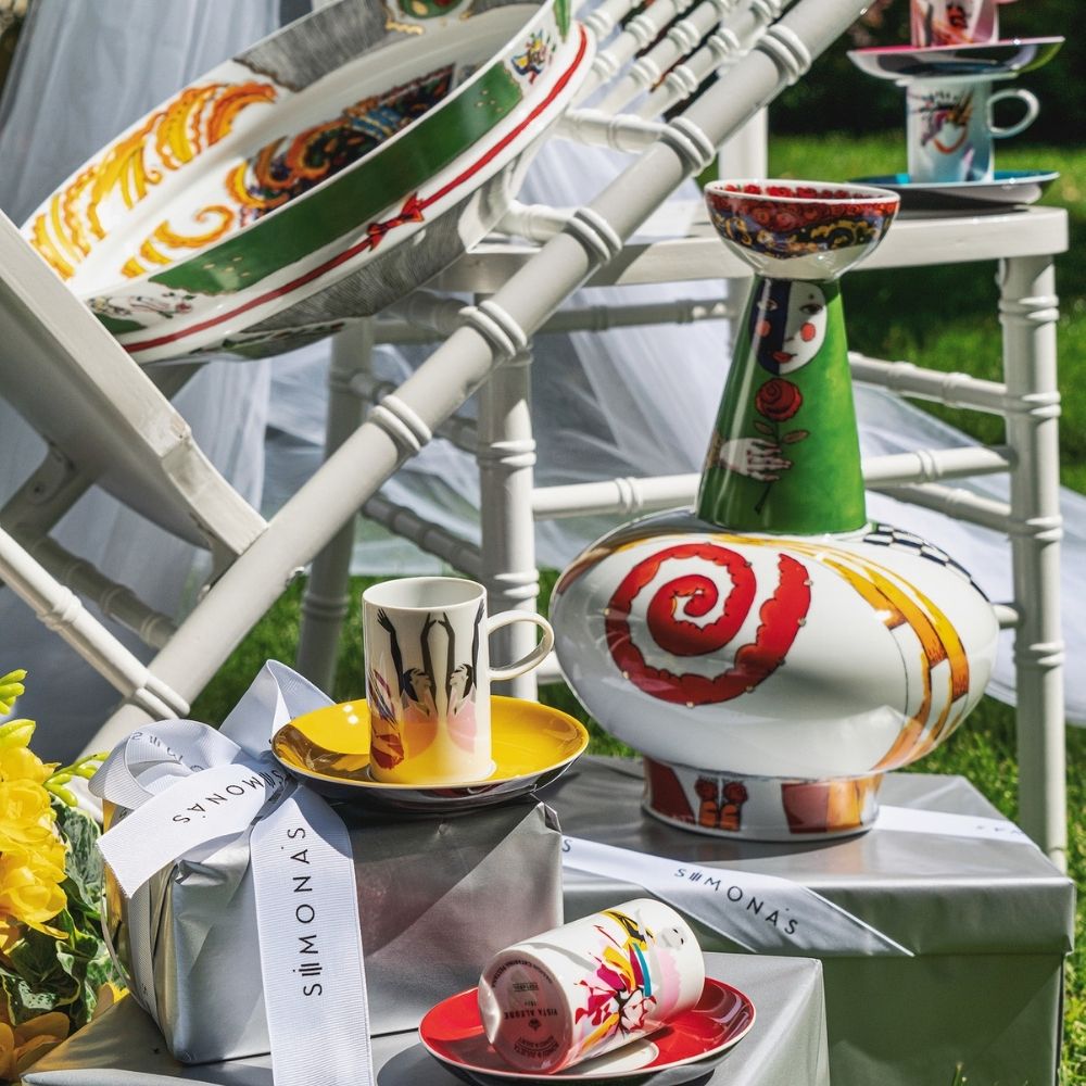 Porcelain vase, Joker, Mariinsky by Katya Gerasimova Bosky - VISTA ALEGRE