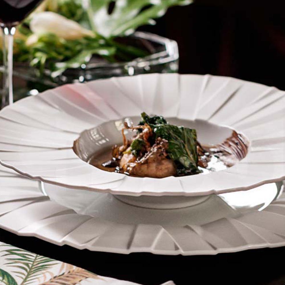 Oval platter, Matrix by Bartek Mejor - VISTA ALEGRE