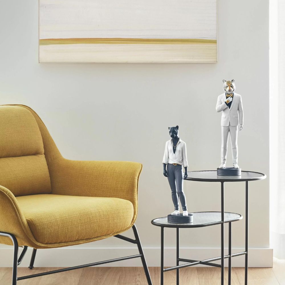 Porcelain figurine Panther Woman by Marco Antonio Nogueron - LLADRO