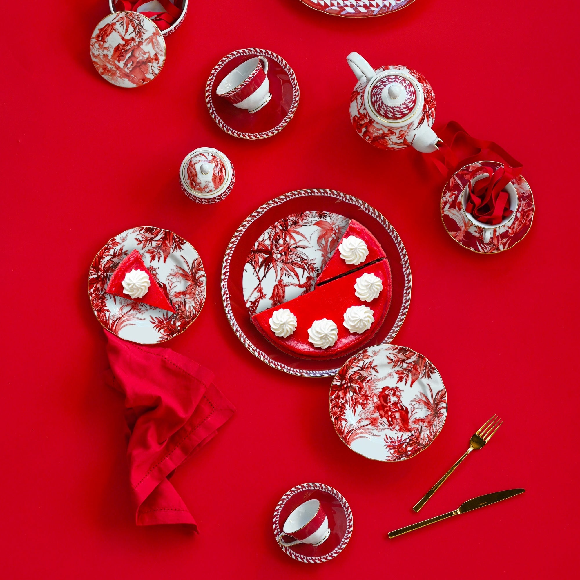 Charger plate, porcelain, 12.2 inches, Le Rouge - BACI MILANO