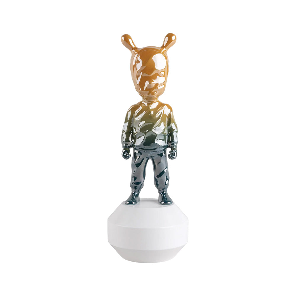 Porcelain sculpture, 11.8 inches, The Guest by Supakitch - LLADRO
