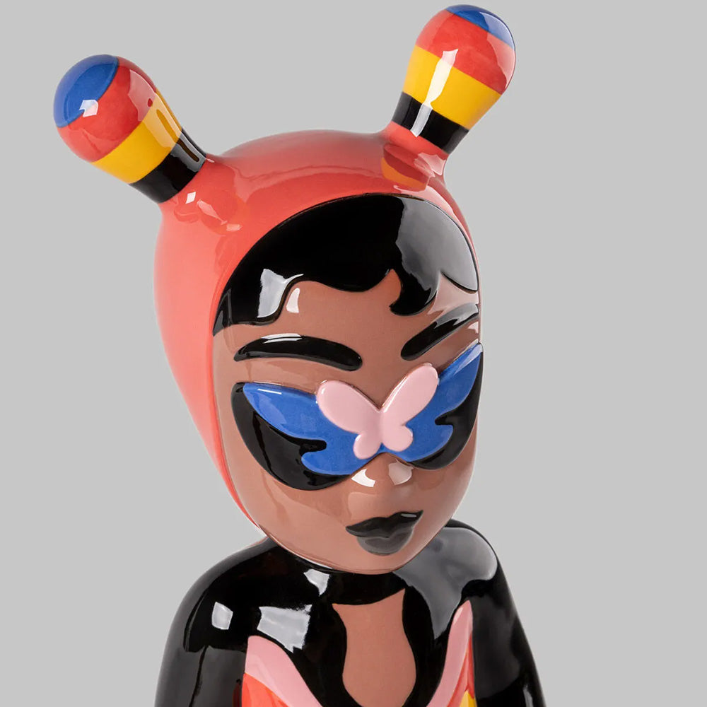 Porcelain sculpture, 20.5 inches, The Guest by Jade Purple Brown - LLADRO