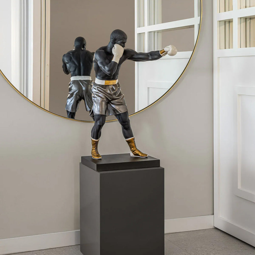 Porcelain sculpture Boxer by Ernest Massuet - LLADRO