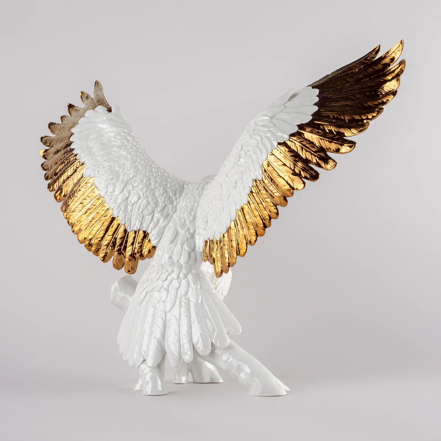Sculpture Freedom Eagle by Alfredo Llorens - LLADRO