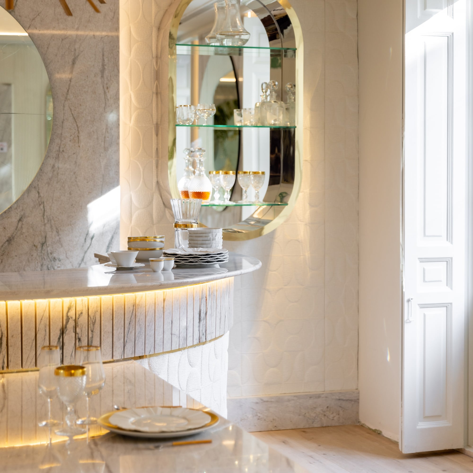 Set of 2 wine glasses, Bicos Ouro Gold - VISTA ALEGRE