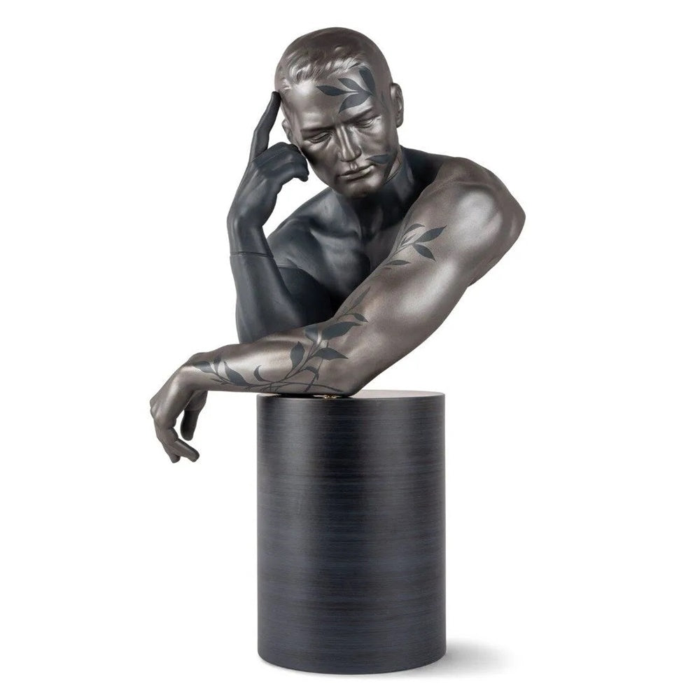 Figurine Reflections of Nature - Him by Ernest Massuet - LLADRO